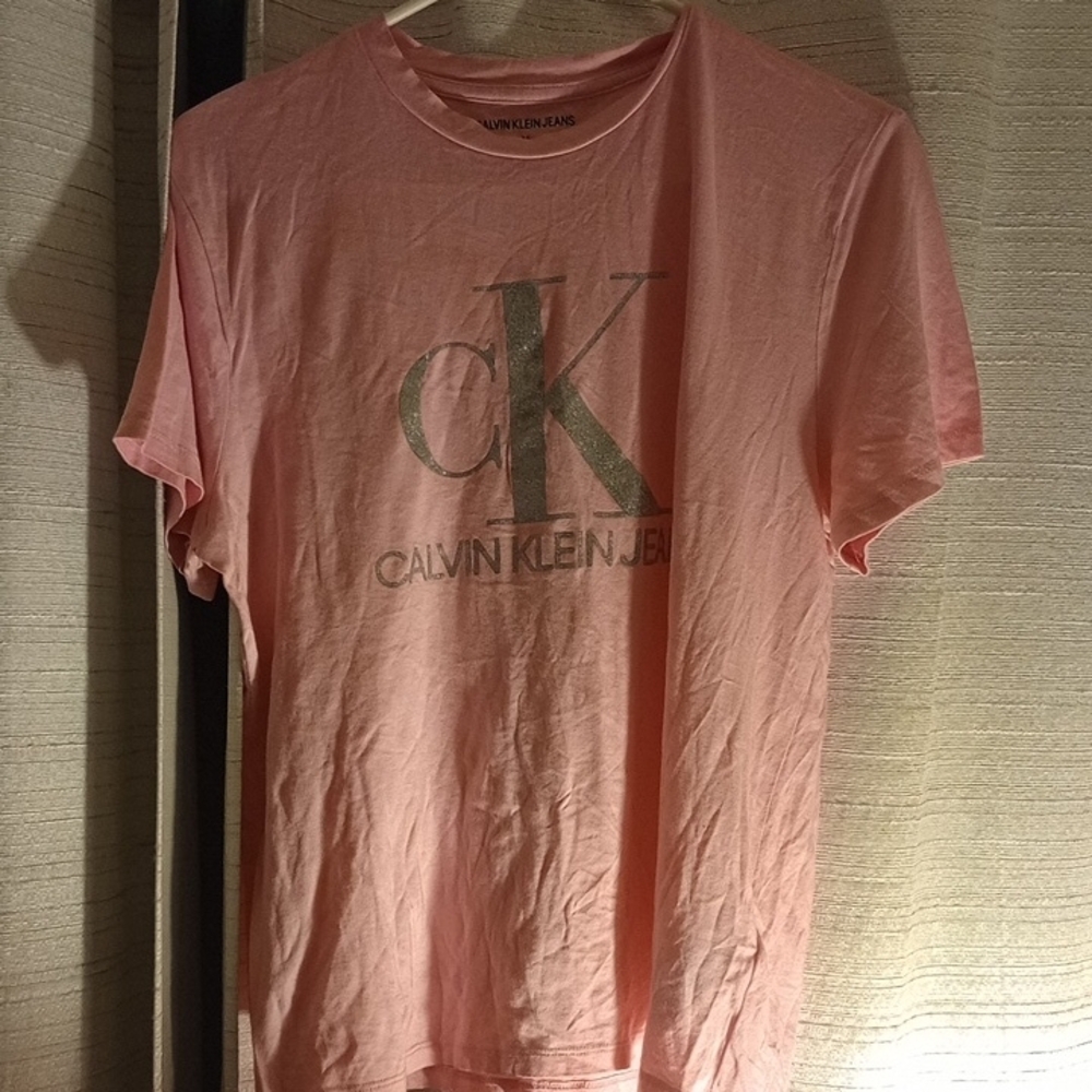Calvin Klein Pink T-Shirt